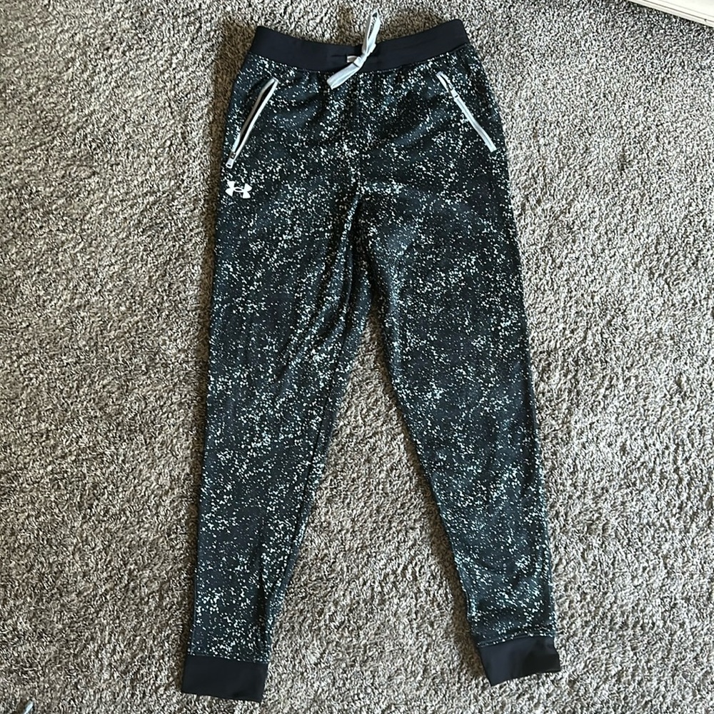 Boys large under armour sweat pants-new